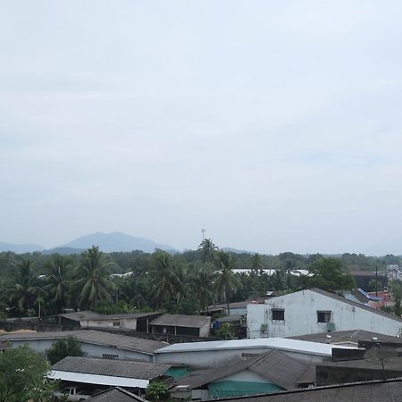 Good Morning Hotel Takuapa Buitenkant foto