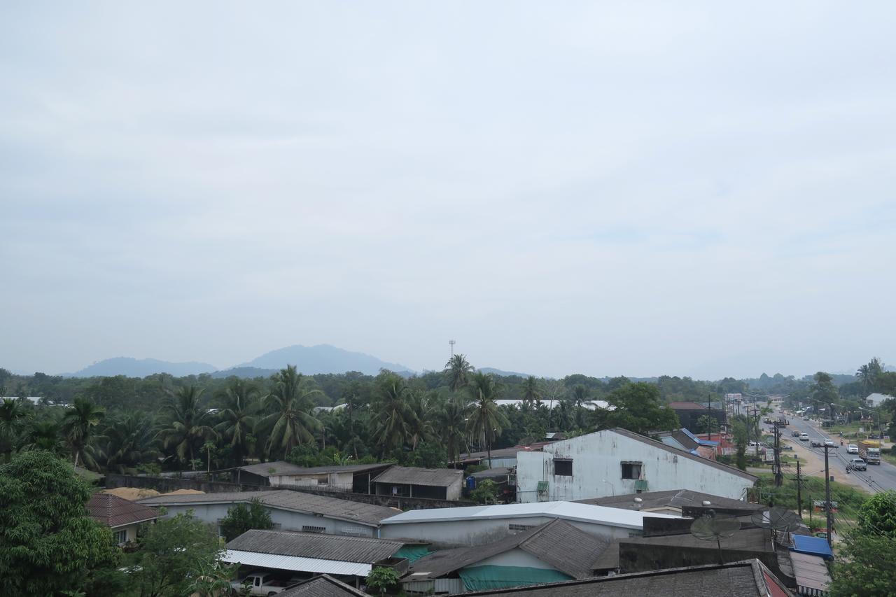 Good Morning Hotel Takuapa Buitenkant foto